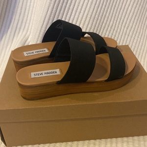 Steven Madden Aliyah size 7
Perfect condition, only wore one time